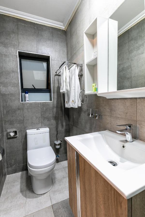 The Melva Guest House Gaborone Ngoại thất bức ảnh