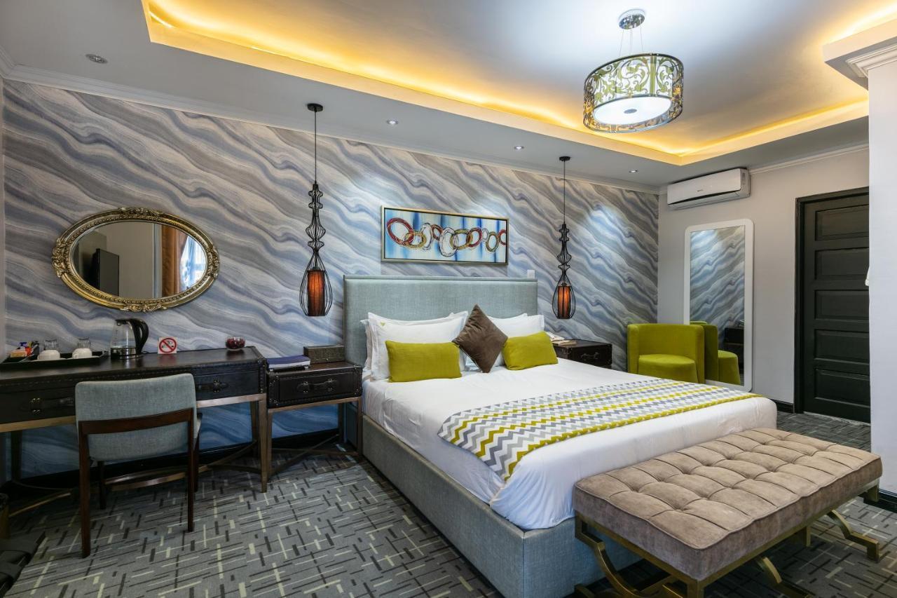 The Melva Guest House Gaborone Ngoại thất bức ảnh